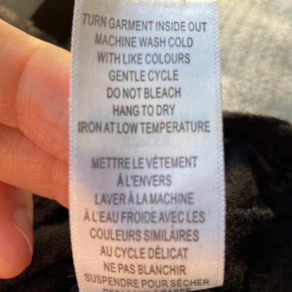 Ricki’s  tshirt/top black medium 3/4 length sleeve. - Picture 7 of 9